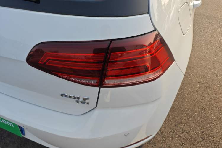 Used Volkswagen Golf 2018 230TSI Automatic Comfort Model