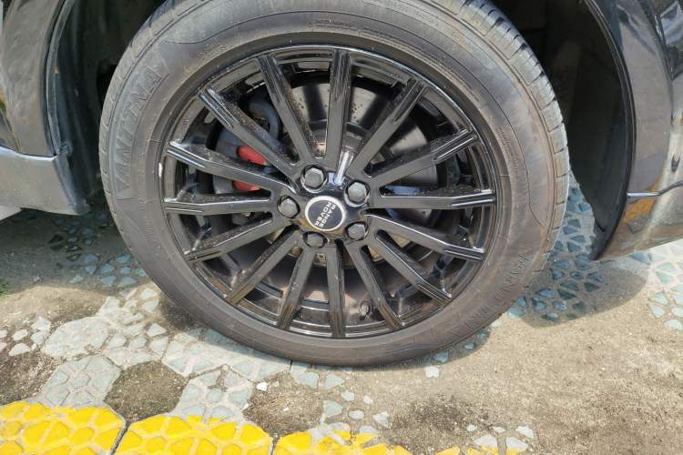 Used Land Rover Range Sport 2011 3.0 TDV6 Diesel Version
