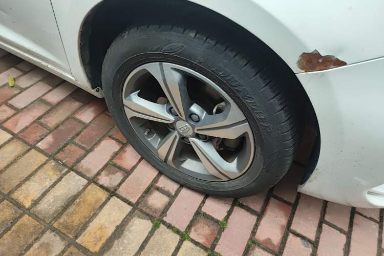 Used Geely Auto Emgrand GL 2018 1.8L DCT Elite Smart Connectivity Version Right Front Wheel Hub