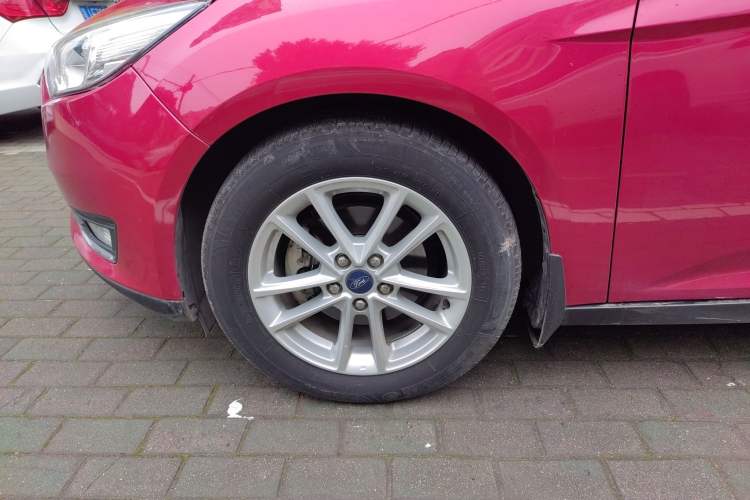 Used Ford Focus 2017 Hatchback 1.6L Automatic Fashion Edition Smart Drive Version