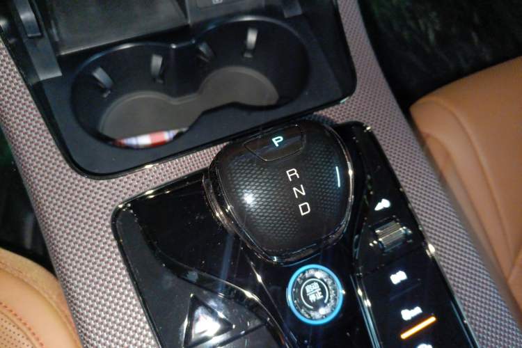 Used BYD Han 2022 DM-i 121KM Luxury Model