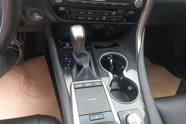 Used Lexus RX 2020 Revised Version 300 Two-Wheel Drive Elite Edition Gear Lever
