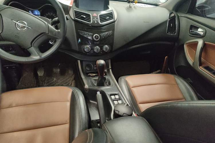 Used Haima S5 2014 1.6L Manual ZhiLe Model Audio And AC Panel