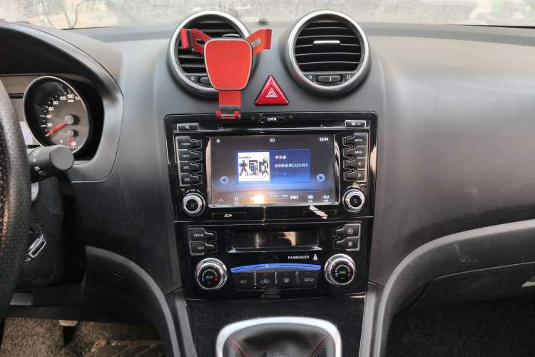 Used Haval H6 2016 Upgraded Model 1.5T Manual Two-Wheel Drive Elite Version