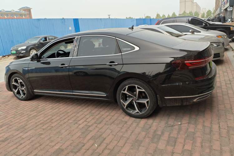 Used Volkswagen Passat 2024 380TSI Starry Luxury Edition