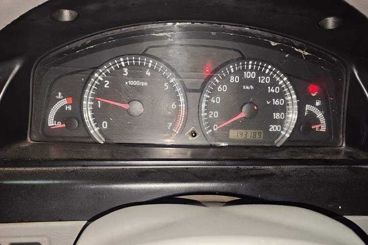 Used FAW Xiali N5 2011 1.0L Manual Standard Edition
