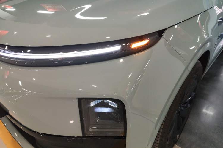 Used Li Auto L6 2025 Pro Smart Refresh Edition
