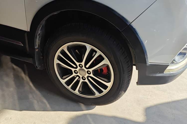 Used Haval H1 2015 1.5L Manual Luxury Model
