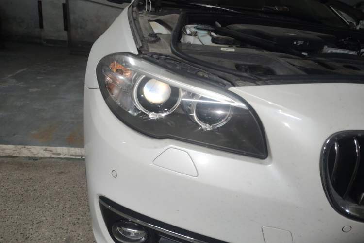 Used BMW 5 Series 2014 525Li Luxury Design Package