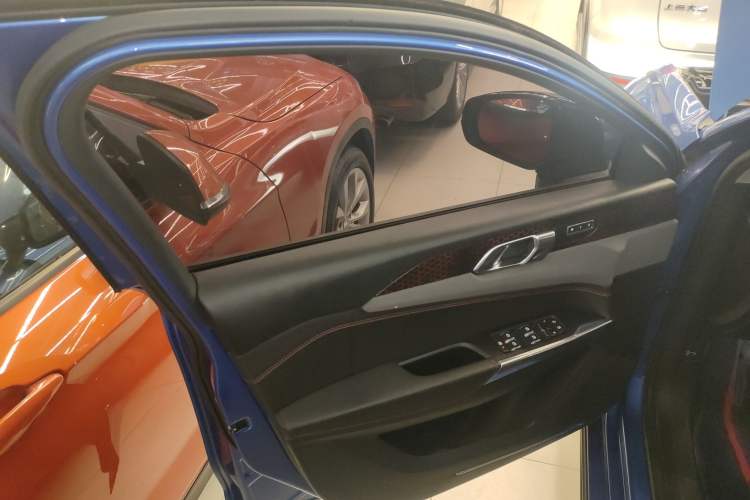 Used Lynk & Co 02 2018 1.5T DCT Two-Wheel Drive Pro Version China V Emission Standard