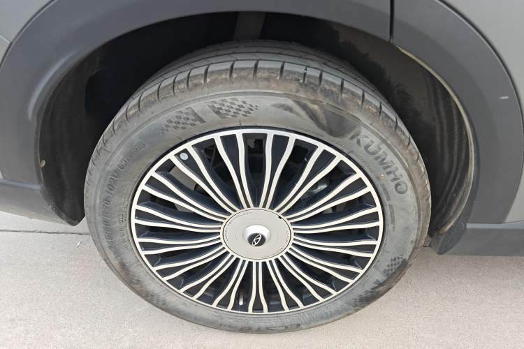 Used Chery Tiggo 8 L 2024 2.0T Two-Wheel Drive Prestige Version 5 Seats