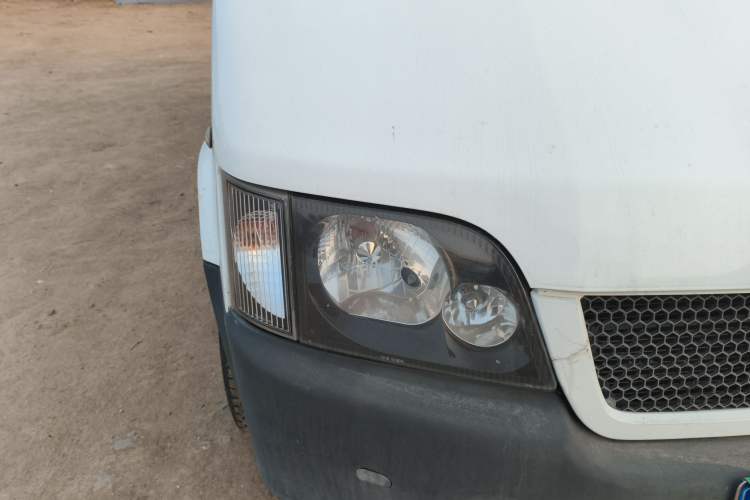 Used Ford Classic Transit 2016 2.8T Diesel Van Long Wheelbase 3-Seater Mid-Roof Long Body – JX493ZLQ4