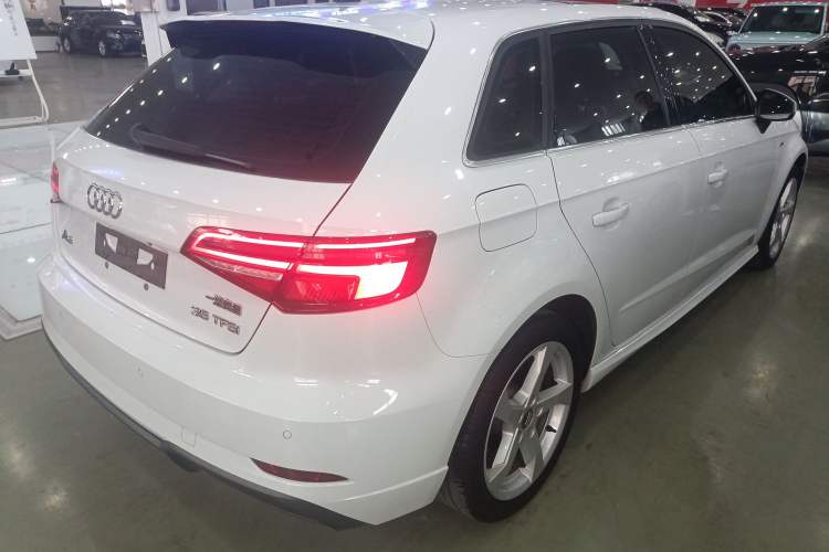 Used Audi A3 2020 Sportback 35 TFSI Fashion Edition China VI Emission Standard