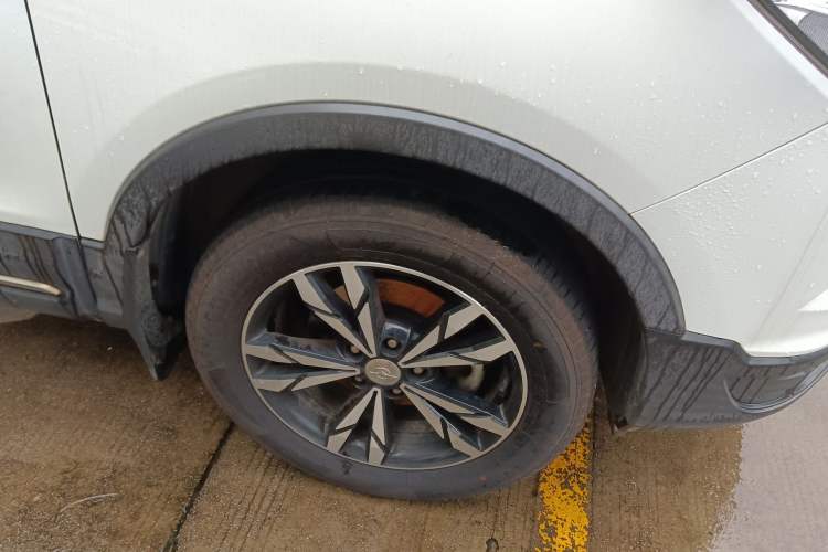 Used Haima S5 2019 160 Manual Elite Edition Right Front Wheel Hub