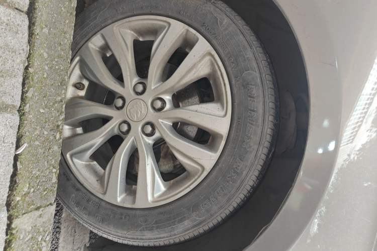 Used Buick GT 2018 15T Dual-Clutch Elite Model China V Standard