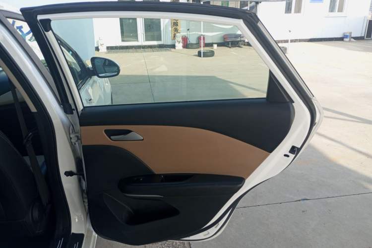 Used Chevrolet Monza 2022 320 Automatic Enjoyment Sunroof Version