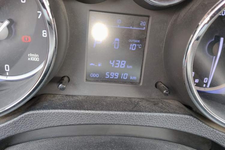 Used Changan CS35 2016 1.6L Automatic Luxury Model China V Standard