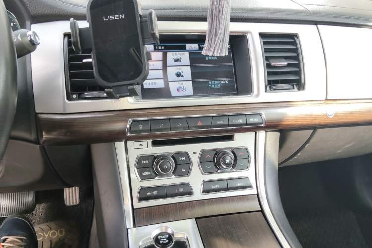 Used Jaguar XF 2013 XF 2.0T Luxury Edition
