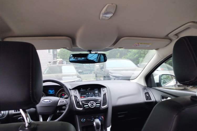 Used Ford Focus 2017 Hatchback 1.6L Automatic Comfort Plus SmartDrive Edition Headliner