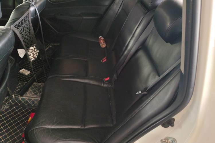 Used Honda Jade 2014 1.8L Automatic Comfort Elite Version 5 Seats
