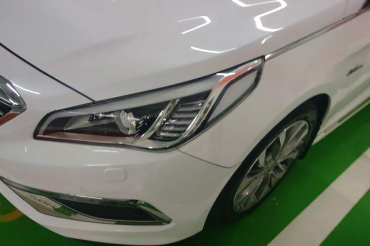 Used Hyundai Sonata 2015 1.6T DLX Prestige Model Left Front Headlight