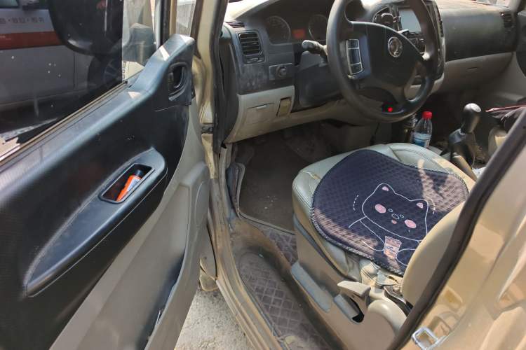 Used FORTHING Lingzhi 2016 M3 1.6L 7-Seater Luxury Model China V Standard