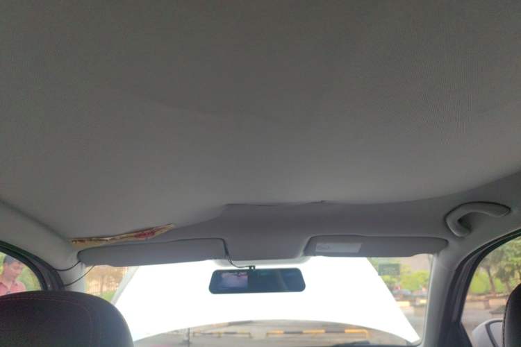 Used Volkswagen Lavida 2015 1.6L Manual Fashion Edition Headliner