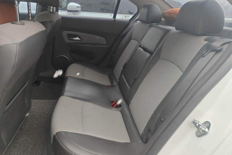 Used Chevrolet Cruze 2013 1.6L SE MT