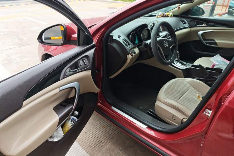 Used Buick Regal 2014 2.0L Leading Fashion Edition