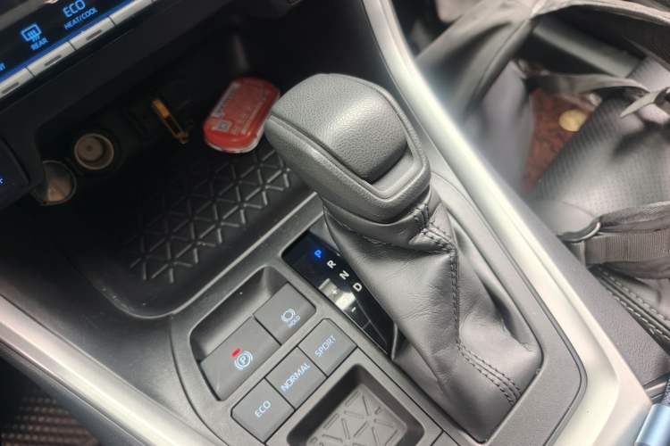 Used Toyota Wildlander 2021 Dual-Engine 2.5L E-CVT Two-Wheel Drive Luxury Edition
