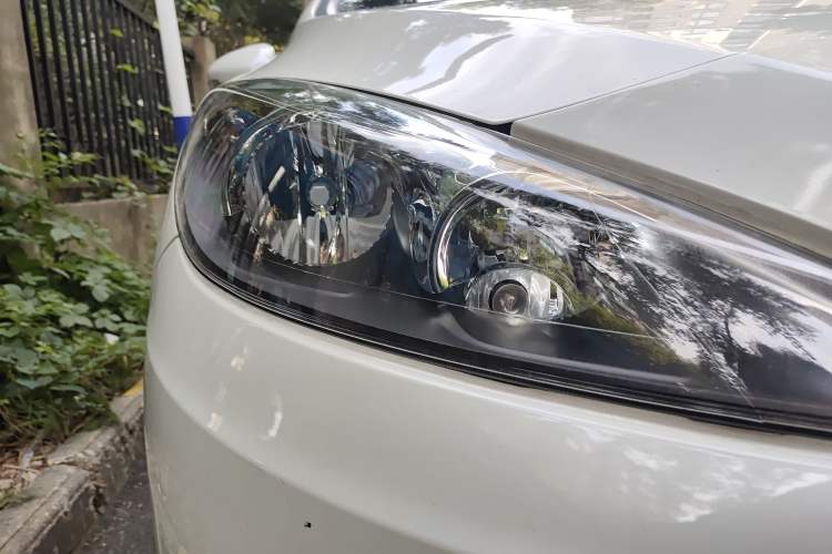 Used Peugeot 308 2014 Enjoy Edition Classic 1.6L Automatic Premium Model
