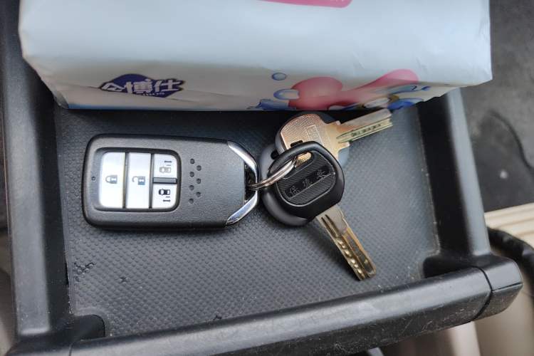 Used Honda Odyssey 2015 Updated Version 2.4L Smart Edition
