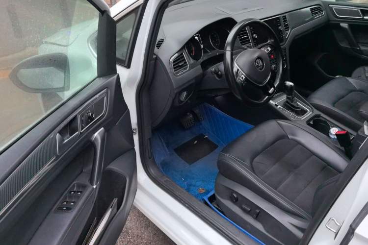 Used Volkswagen Golf Sportsvan 2018 280TSI Automatic Luxury Model