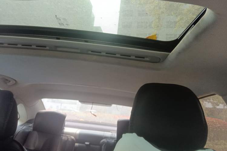 Used Roewe i6 2020 PLUS 1.6L CVT 4G Connected Glory Holographic Edition