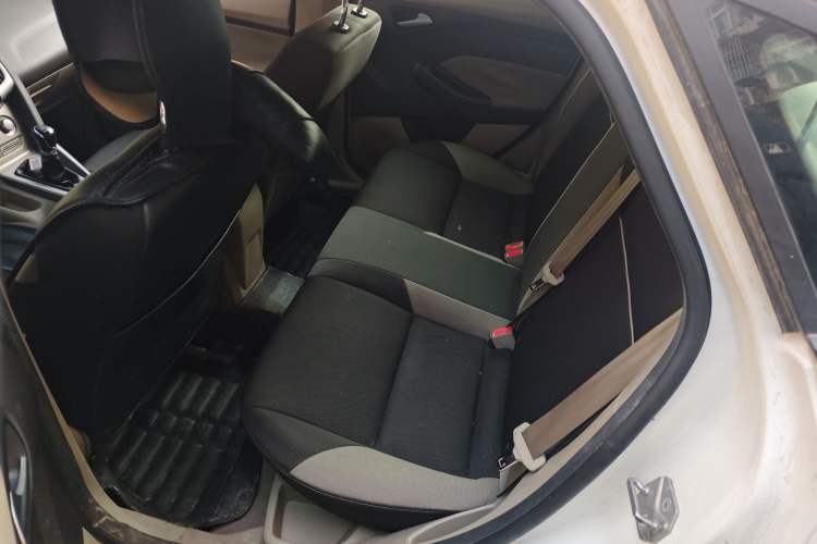 Used Ford Focus 2012 Sedan 1.6L Manual Comfort Model