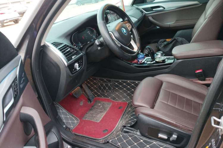 Used BMW iX3 2021 Leading Model
