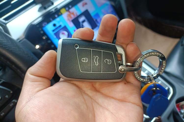 Used Volkswagen Magotan 2017 330TSI DSG Leading Model
