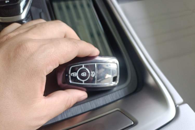 Used Ford Edge 2023 Ford Explorer L 2.0T EcoBoost Four-Wheel Drive 7-Seater Supreme Model Interior 1