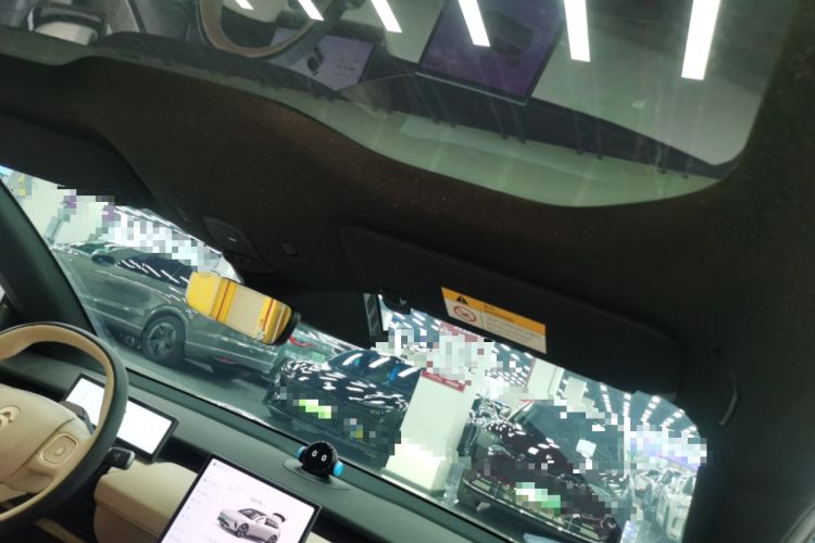 Used Nio ET5T 2023 75 kWh Touring Headliner