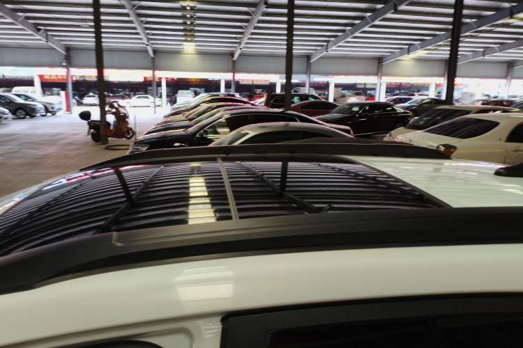 Used BYD Yuan New Energy 2018 EV360 Smart Connected Cool Model