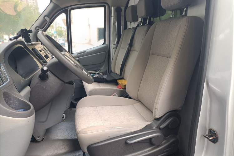 Used Foton Toano 2019 2.8T E5 Van 4J28TC3
