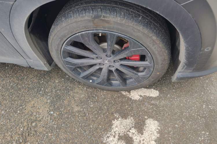 Used ARCFOX Alpha T5 2024 660 MAX Right Front Wheel Hub