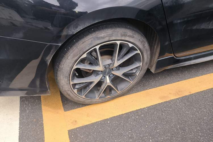 Used Lynk & Co 03 2019 1.5TD DCT JingPro Edition China VI Standard Right Rear Wheel Hub