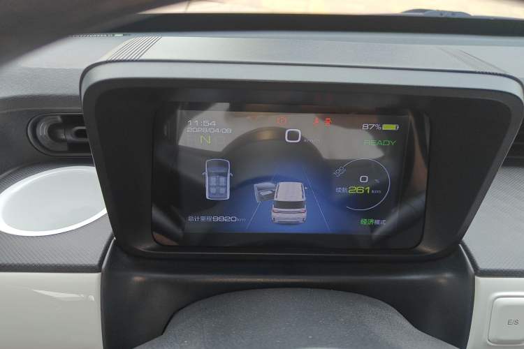 Used Wuling Hongguang MINIEV 2022 GAMEBOY 300km Enthusiast Model with Lithium Iron Phosphate Instrument Cluster