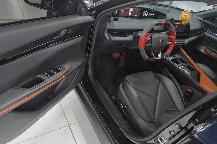 Used CHANGAN UNI-V 2022 1.5T Prestige Version Driver Seat