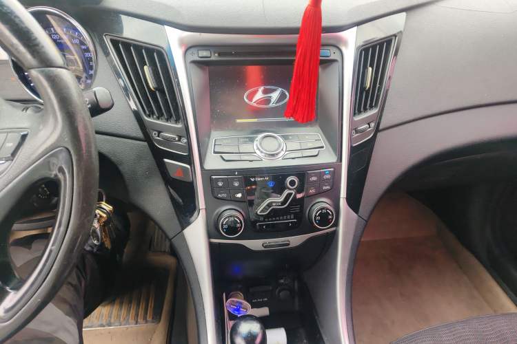 Used Hyundai Sonata 2011 2.0L Automatic Leading Edition