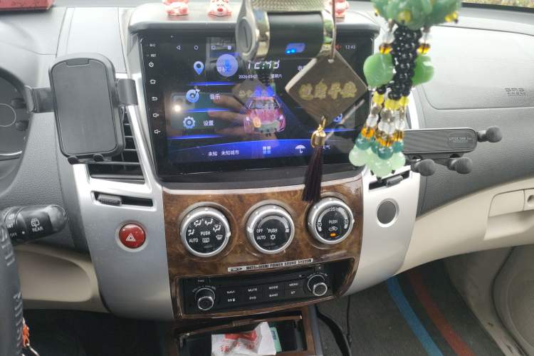 Used Mitsubishi Pajero Sport 2013 3.0L Automatic Two-Wheel Drive Luxury Edition
