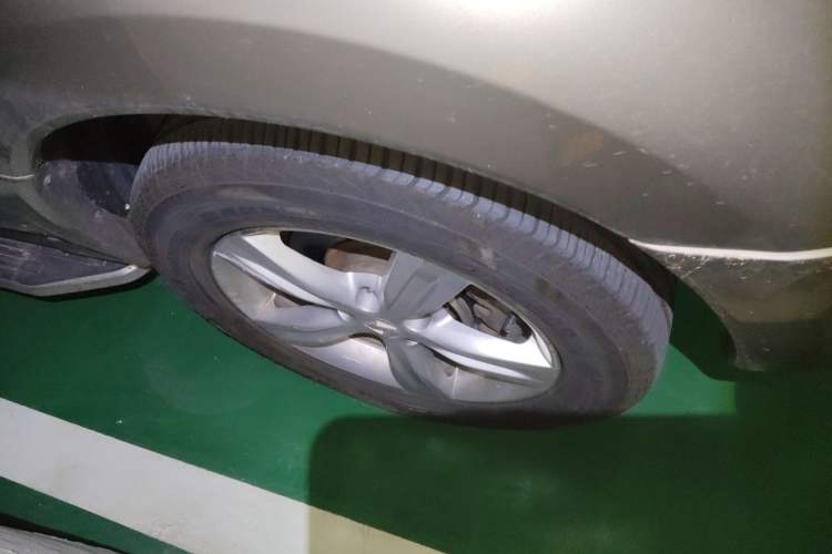 Used Renault Koleos 2010 2.5L Two-Wheel Drive Comfort Version