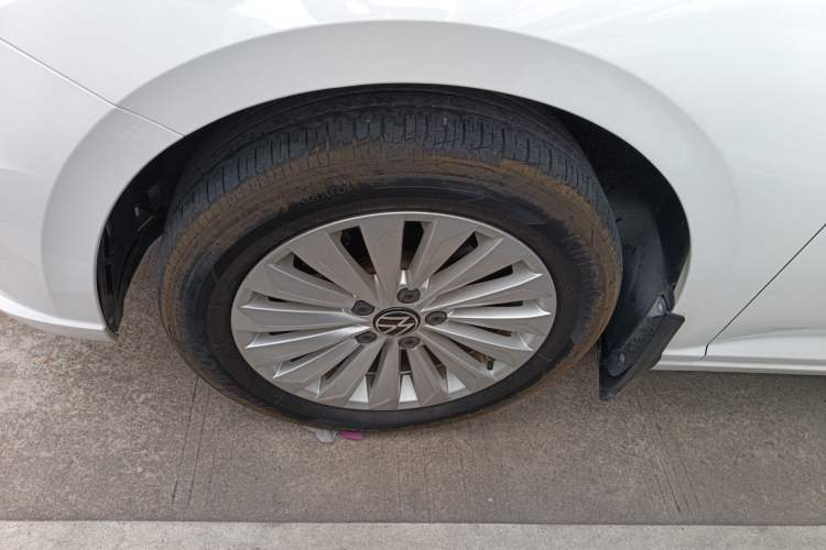 Used Volkswagen Lavida 2021 1.5L Automatic Comfort Edition
