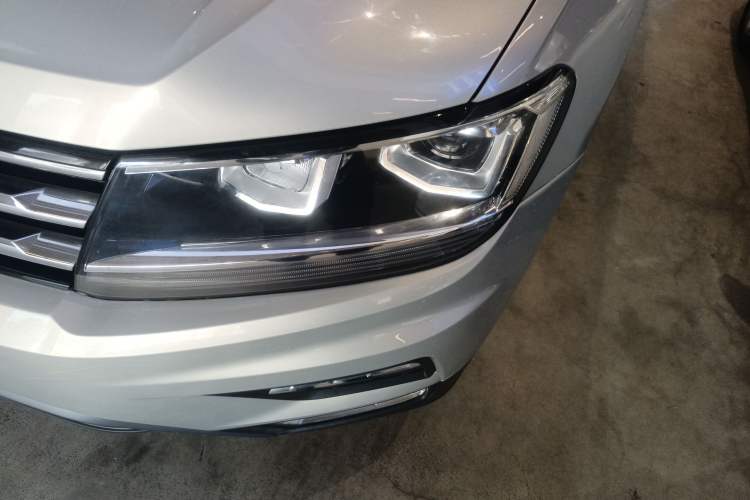 Used Volkswagen Tiguan L 2017 330TSI Automatic Two-Wheel Drive Luxury Edition